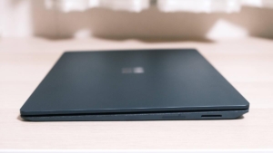 surface laptop 2